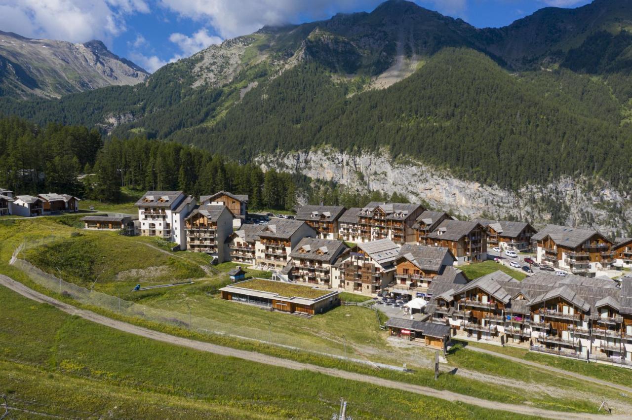 Les Terrasses Du Soleil D'Or By Infini Mountain Aparthotel Лез Ор Екстериор снимка